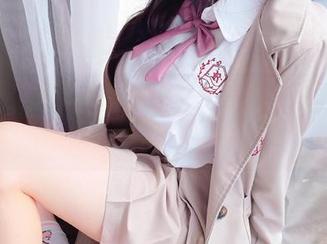 Potato Godzilla制服写真集，现在下载是时候展示个性时刻！
